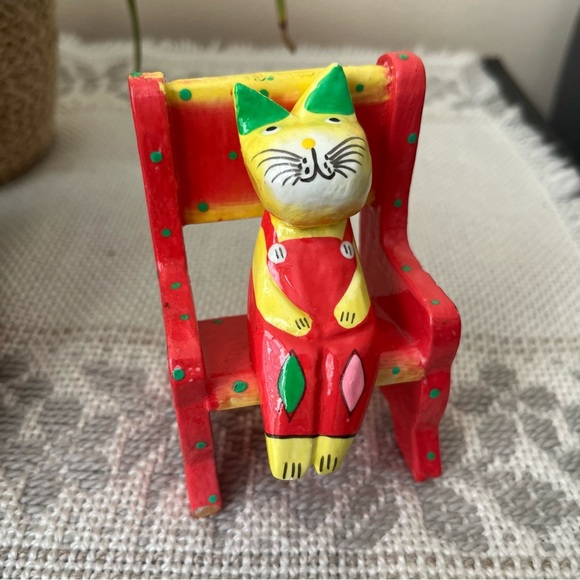 Cat on Chair - Colorful Cute Wooden Hand carved wood hand painted from Bahamas - Picture 1 of 8